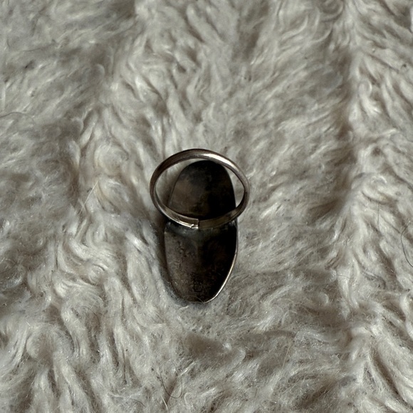 Silver and Turquoise Thunderbird Ring - Picture 4 of 5